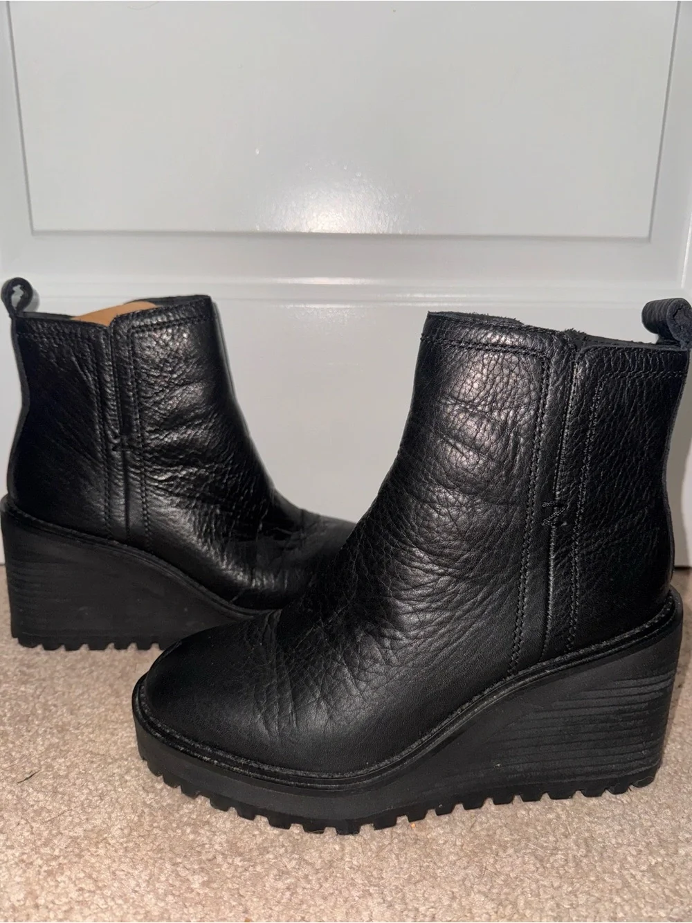 Zodiac Julie Lug Sole Wedge Bootie 7